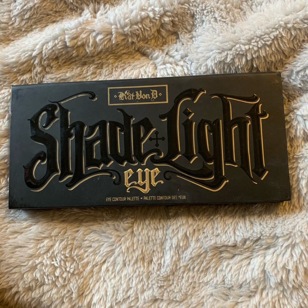 KVD Shade and Light palette